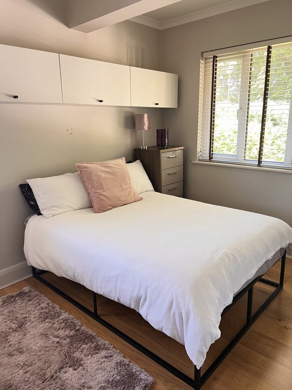 Room Highfield Hill in Greater London