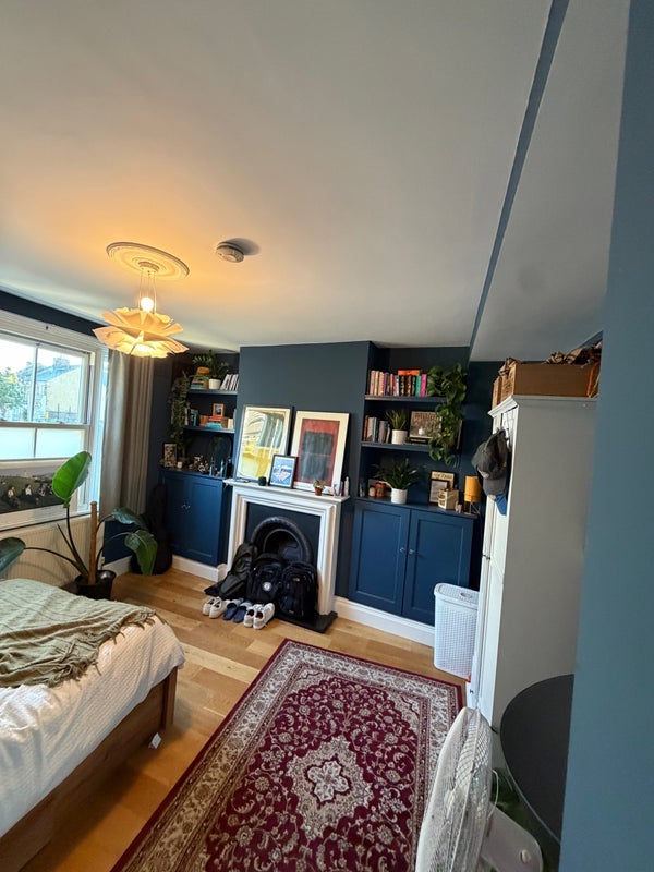 Room Whateley Road in Greater London