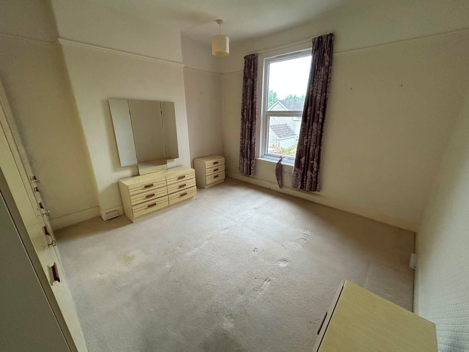 Flat Saint Pauls Road in Weston-super-Mare