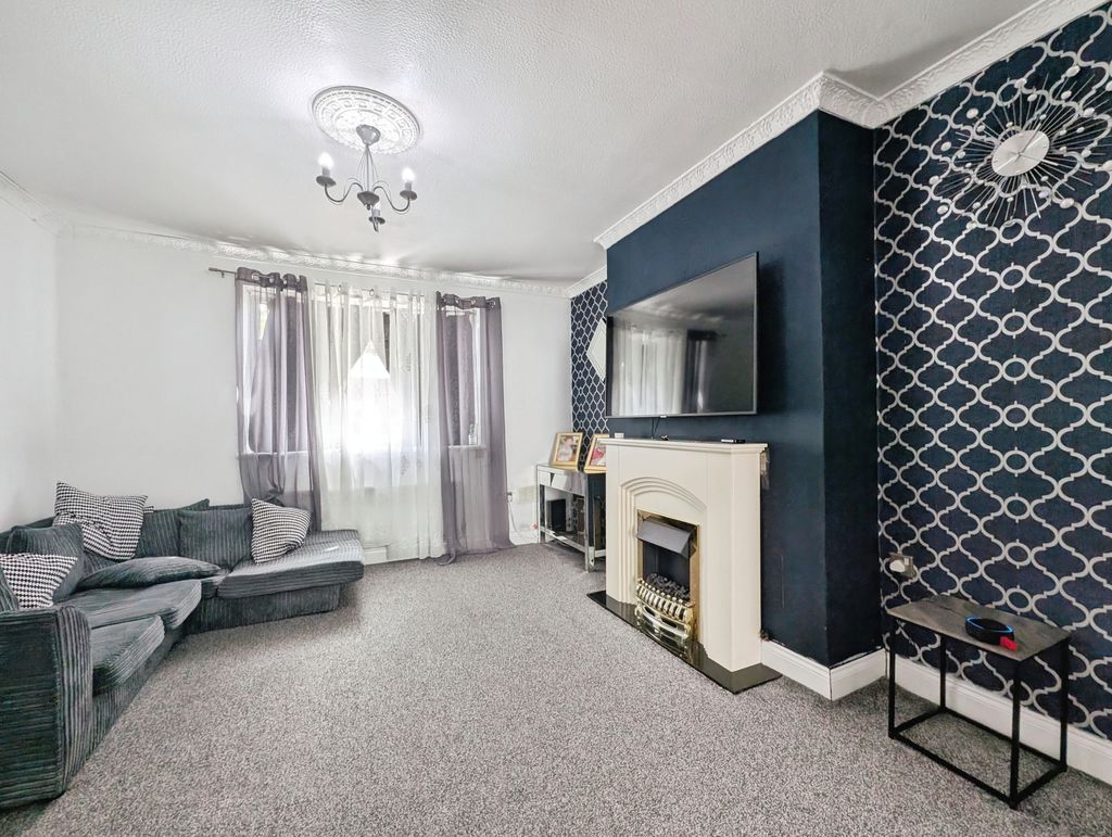 House Acomb Gardens in Newcastle upon Tyne