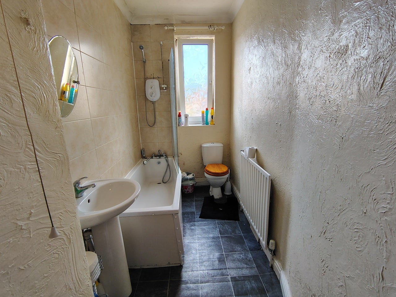 Room James Street in Barnsley
