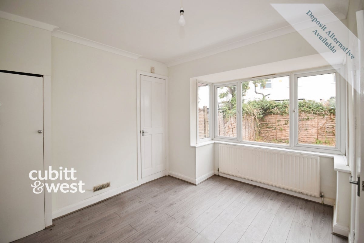 House Purley Vale in Greater London