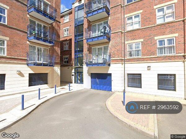 Flat Carisbrooke Road in Leeds