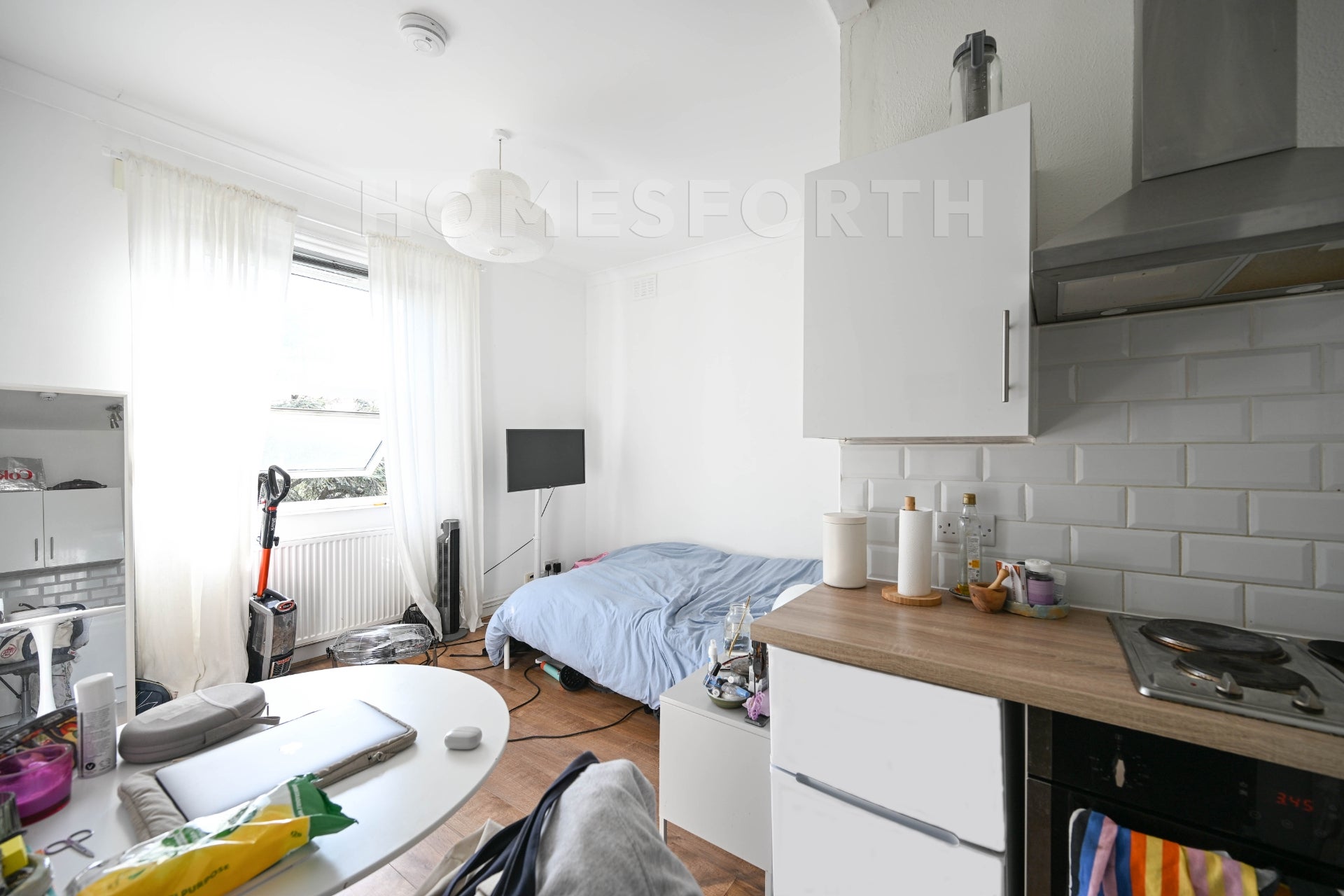 Flat West End Lane in Greater London