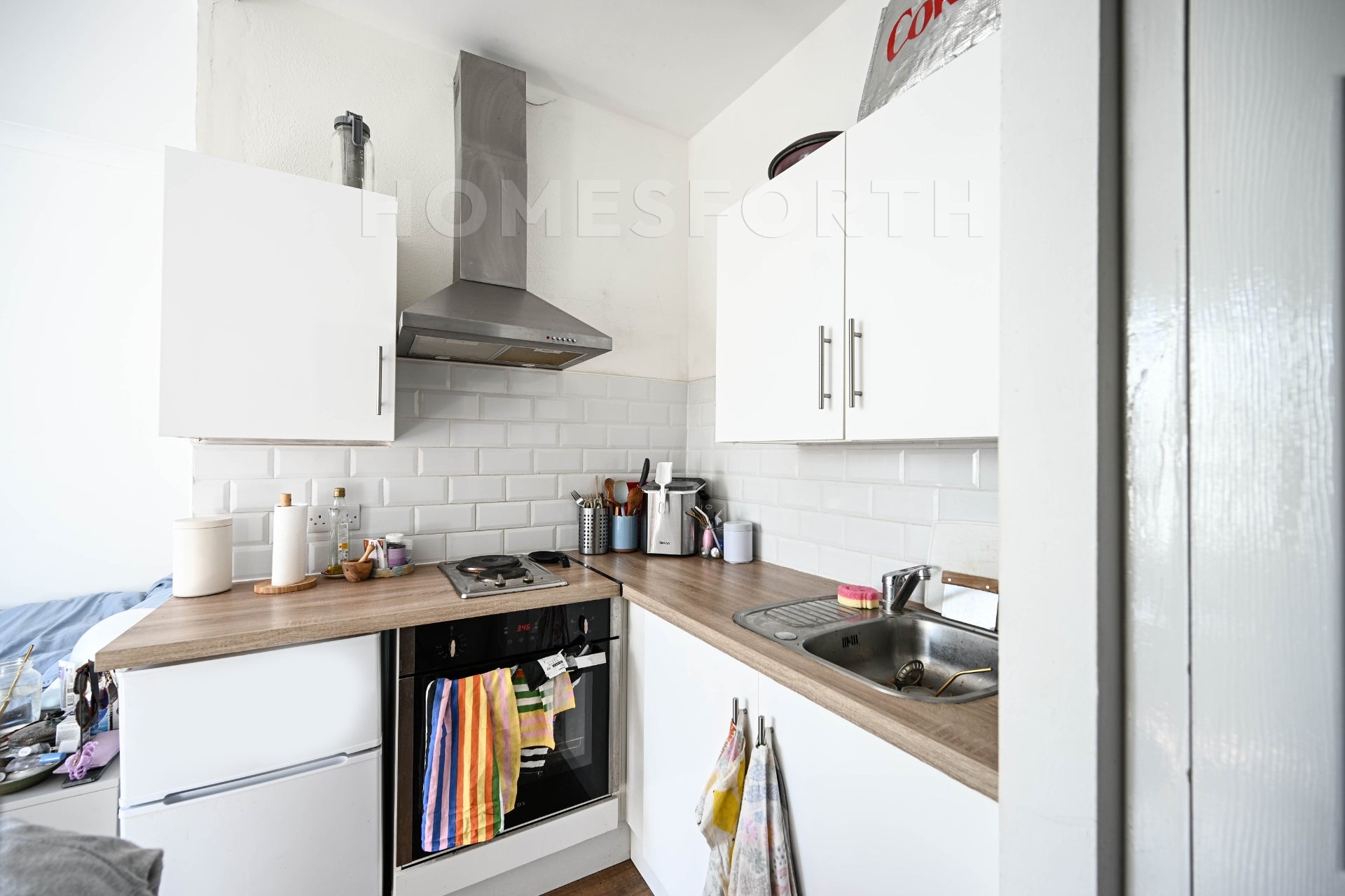 Flat West End Lane in Greater London