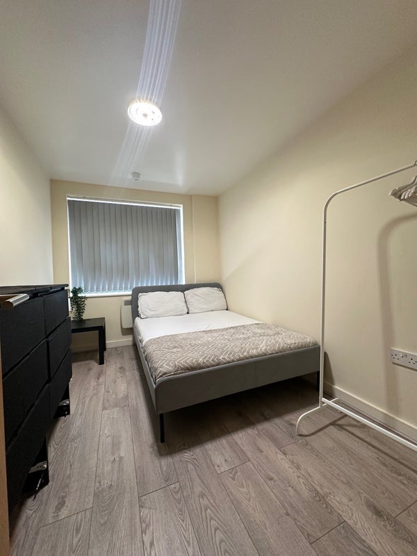 Flat Mossfield Drive in Manchester