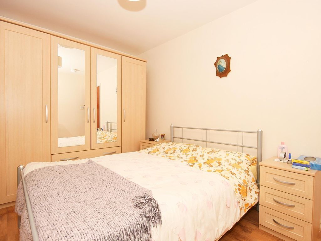 Flat Clarendon Avenue in Royal Leamington Spa