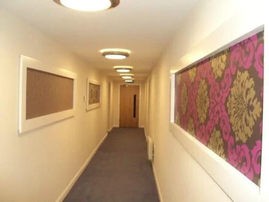 Flat Prior Road in Greater London