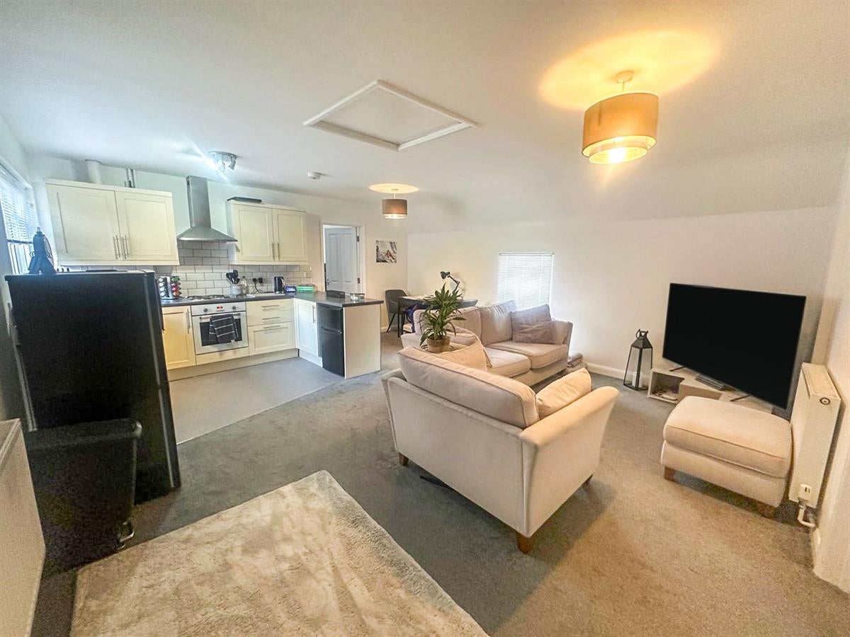 Flat Dunstable Street in Ampthill