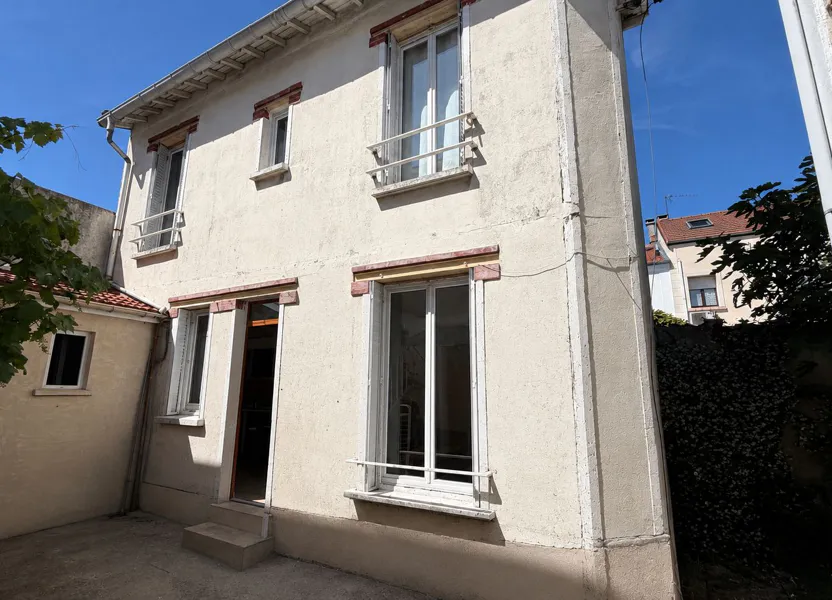 Maison Voie pompier à Saint-Maur-des-Fossés