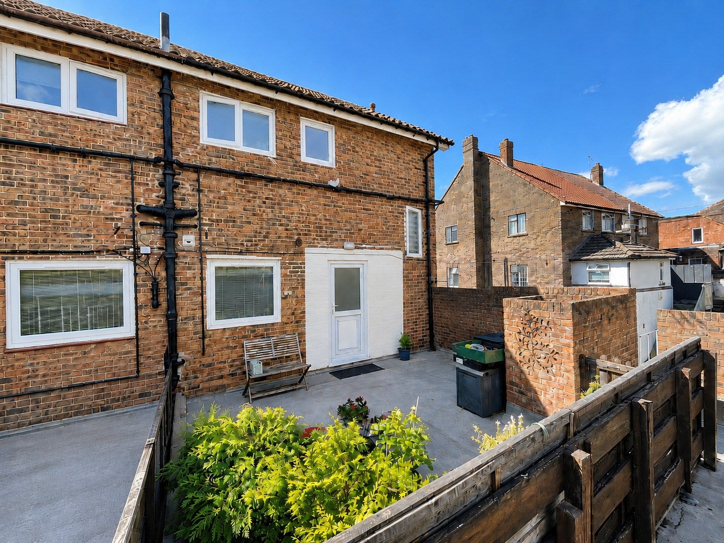 Flat Goring Road in Worthing
