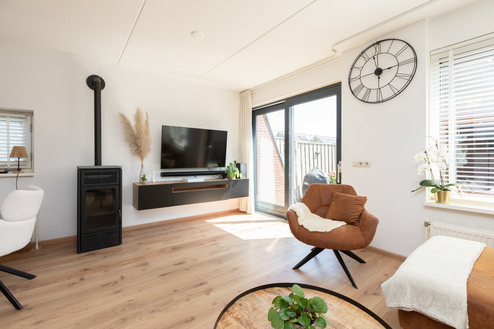 Hoekwoning te koop: Zandoogje 16, Sneek