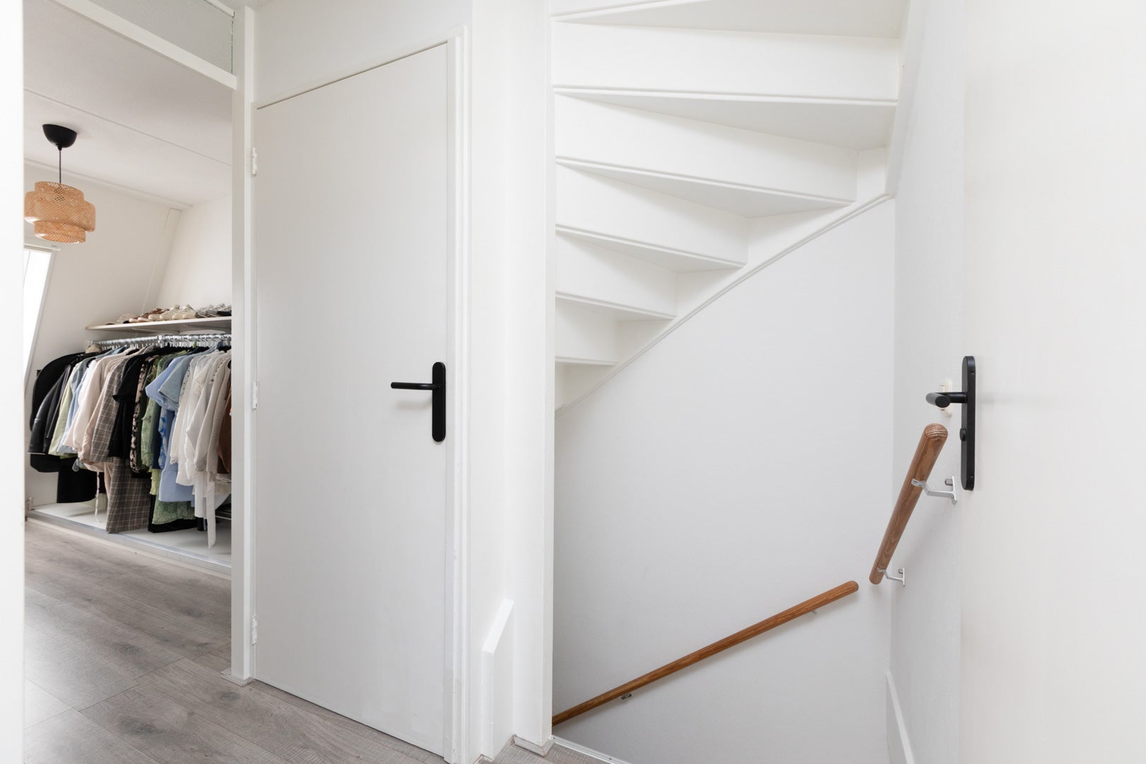 Hoekwoning te koop: Zandoogje 16, Sneek