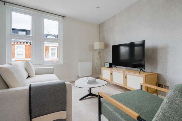 Flat Fulham Road in Greater London