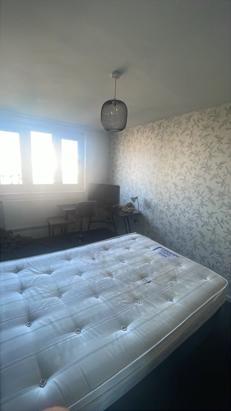 Room Goswell Road in Greater London