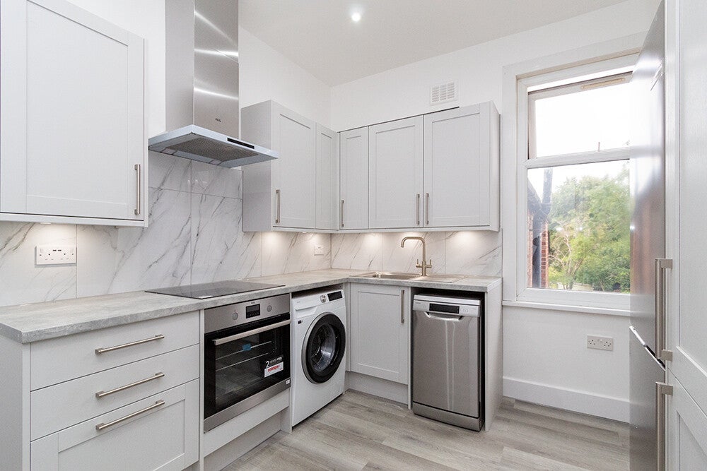 Flat Linacre Road in Greater London
