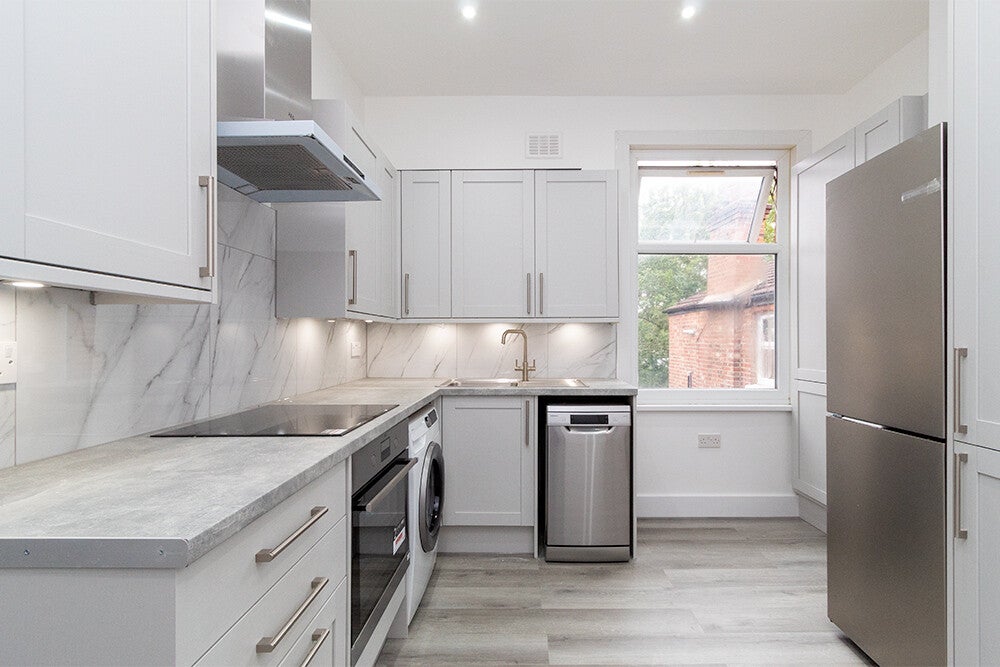 Flat Linacre Road in Greater London