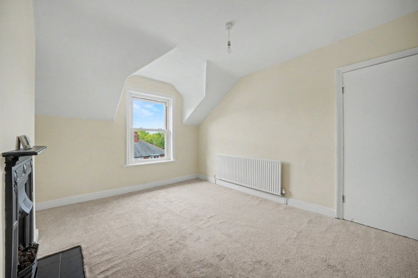 Flat Dragon Road in Harrogate