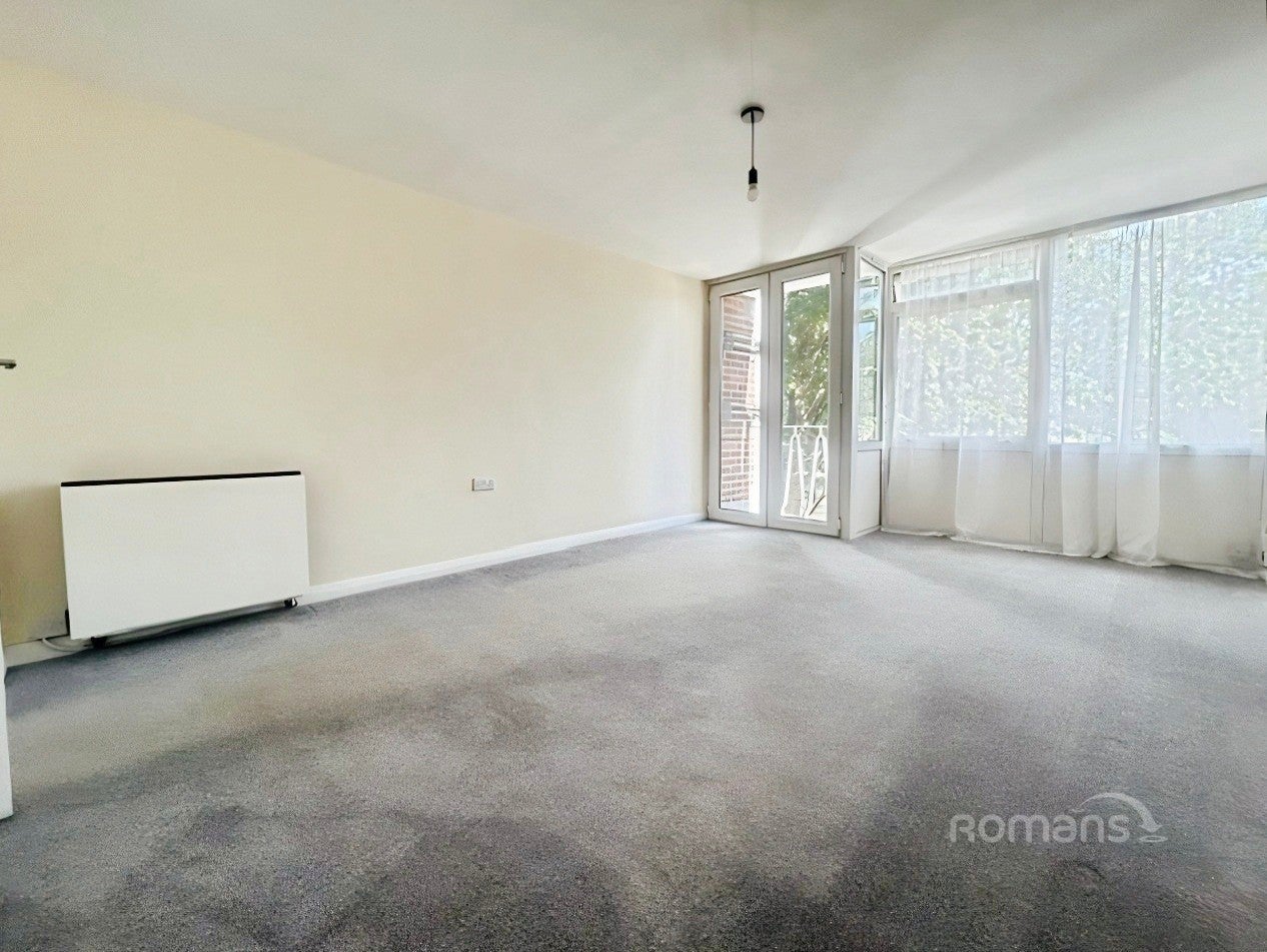 Flat Saint Lukes Road in Maidenhead