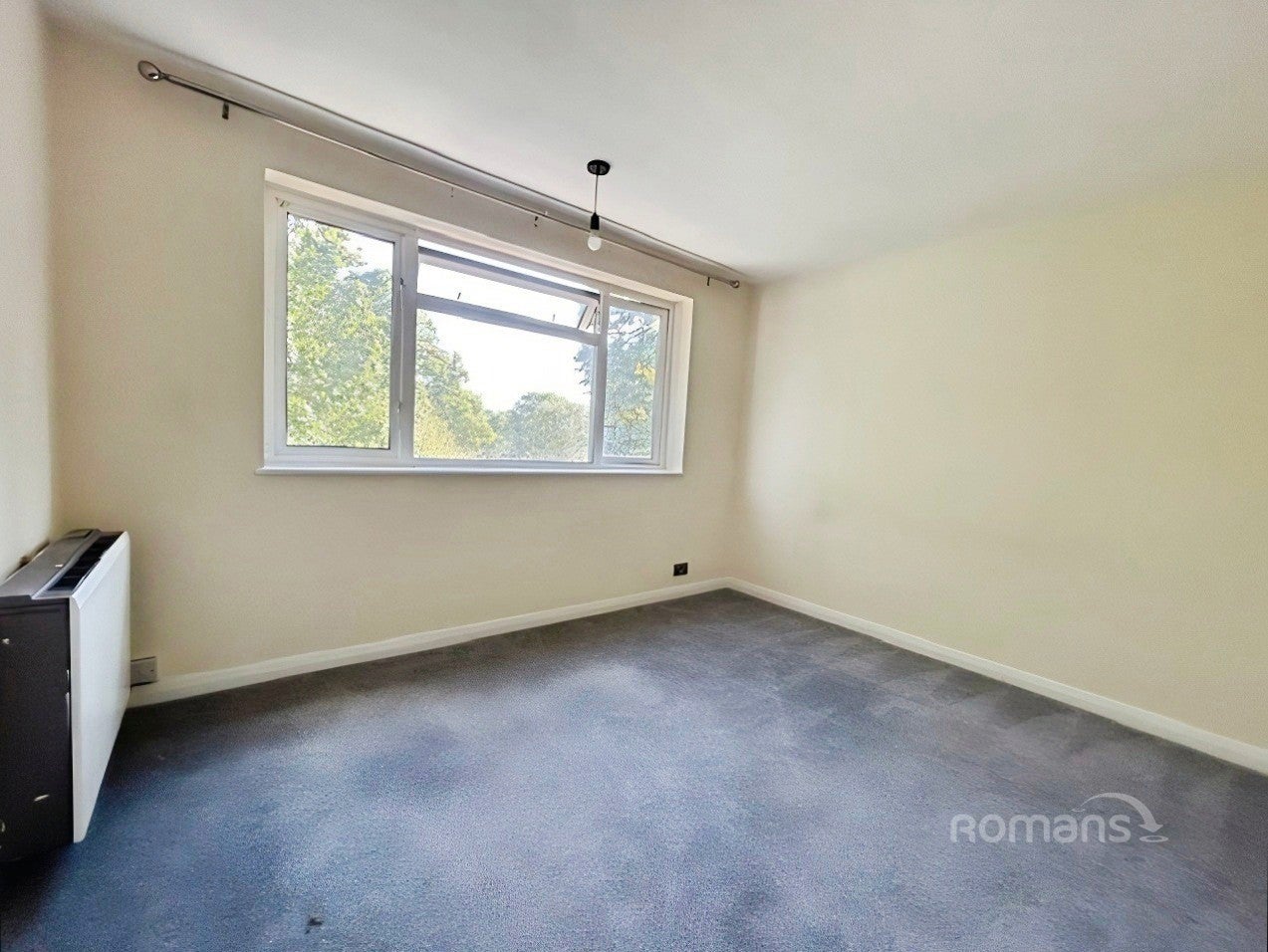 Flat Saint Lukes Road in Maidenhead