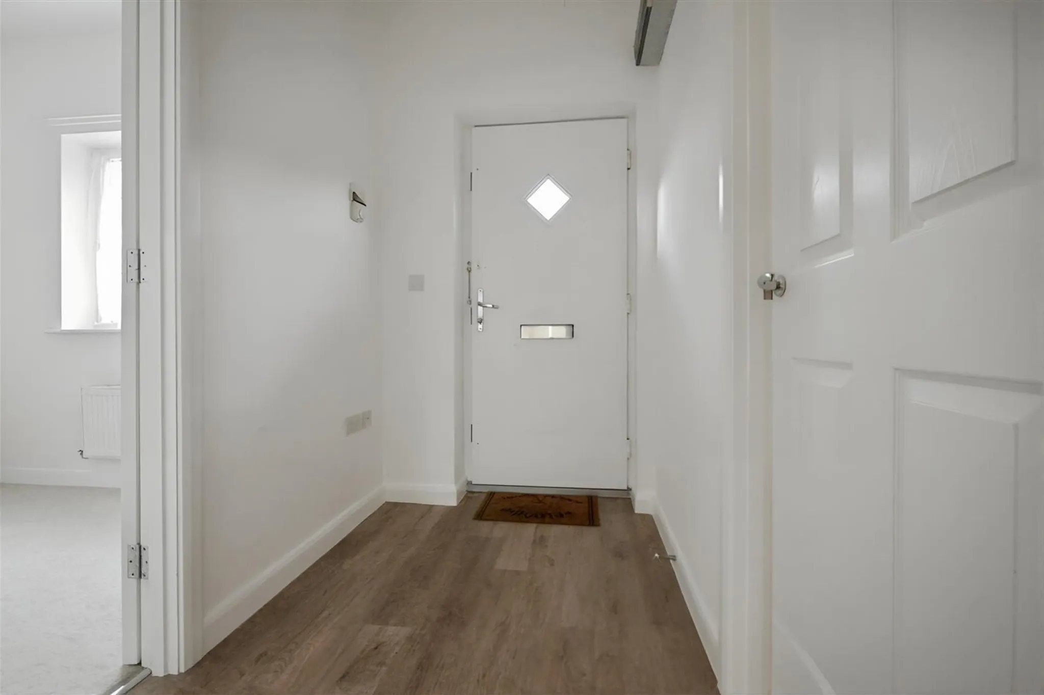House Whitley Close in Irthlingborough