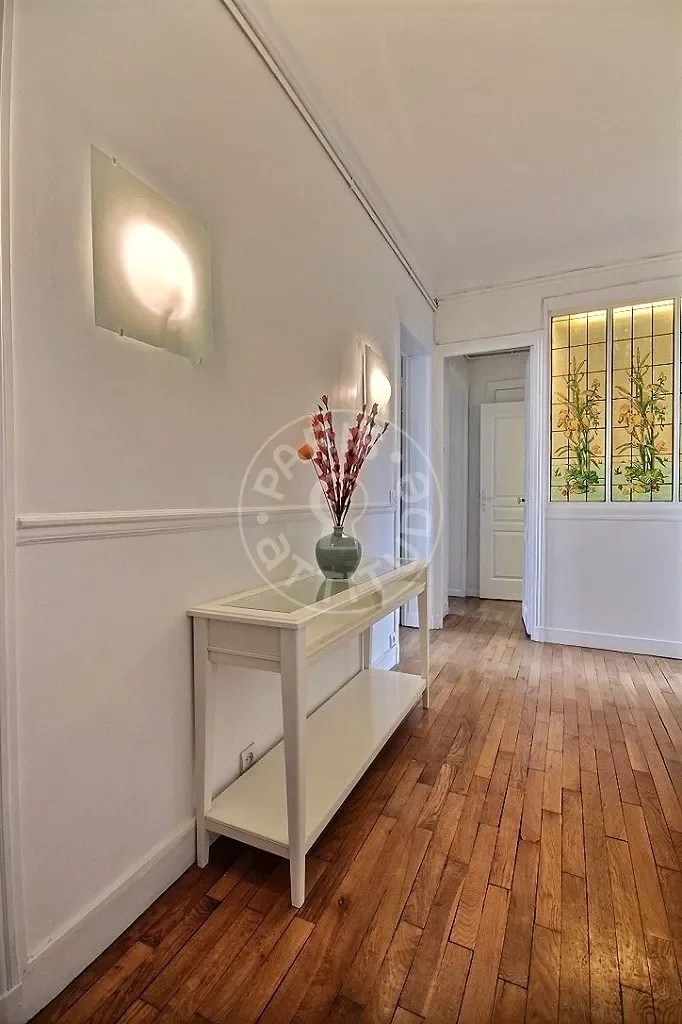 Appartement Rue des Francs Bourgeois à Paris
