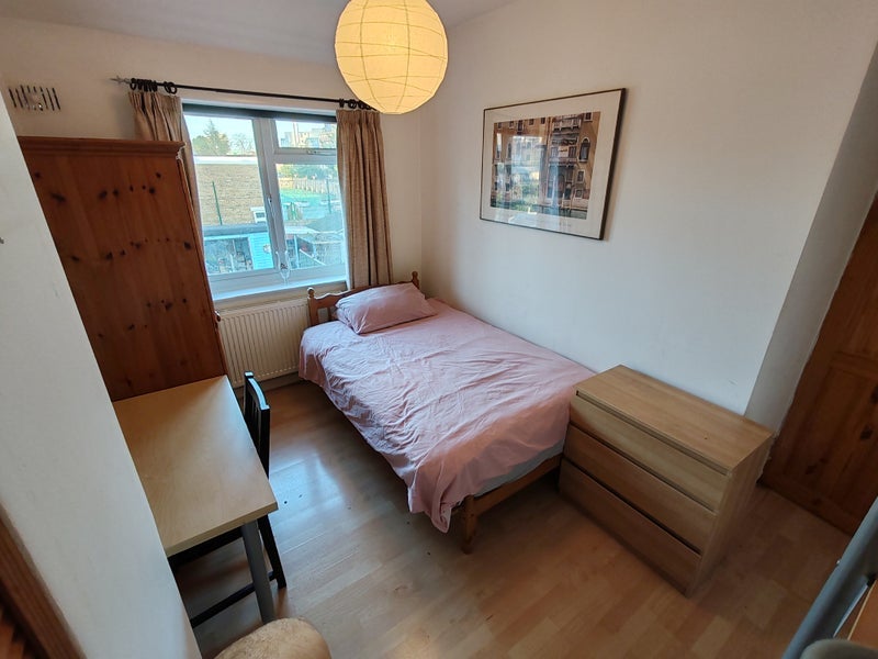 Room Maurice Street in Greater London