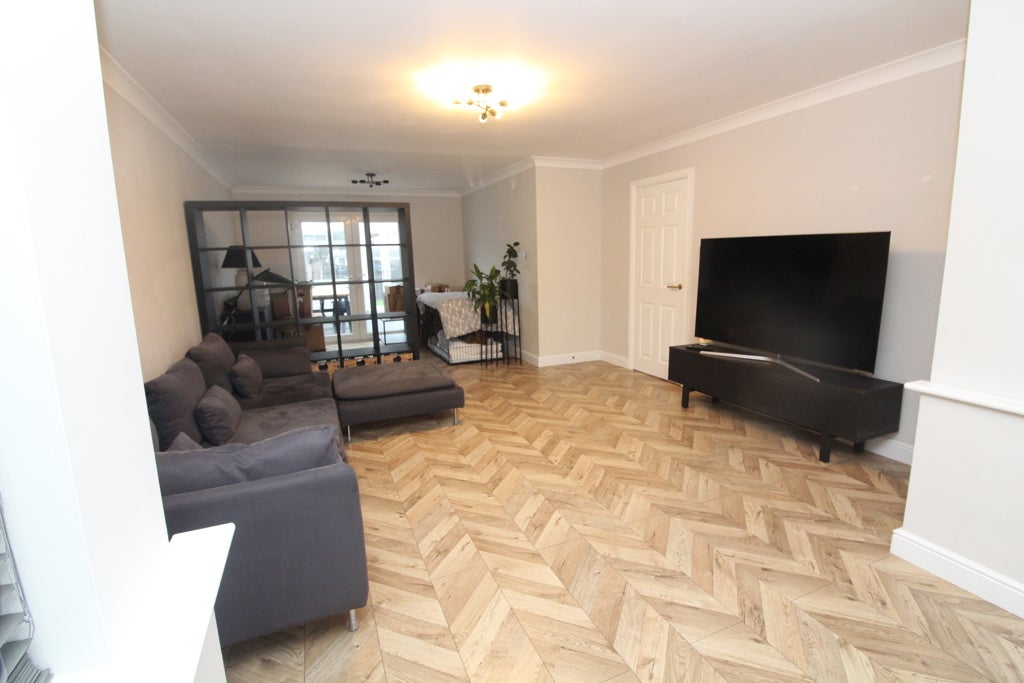 House High Stell in Middleton One Row