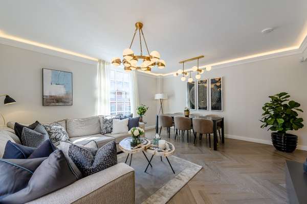 Flat South Audley Street in City of Westminster