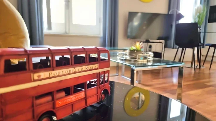 Flat Ladbroke Grove in Greater London