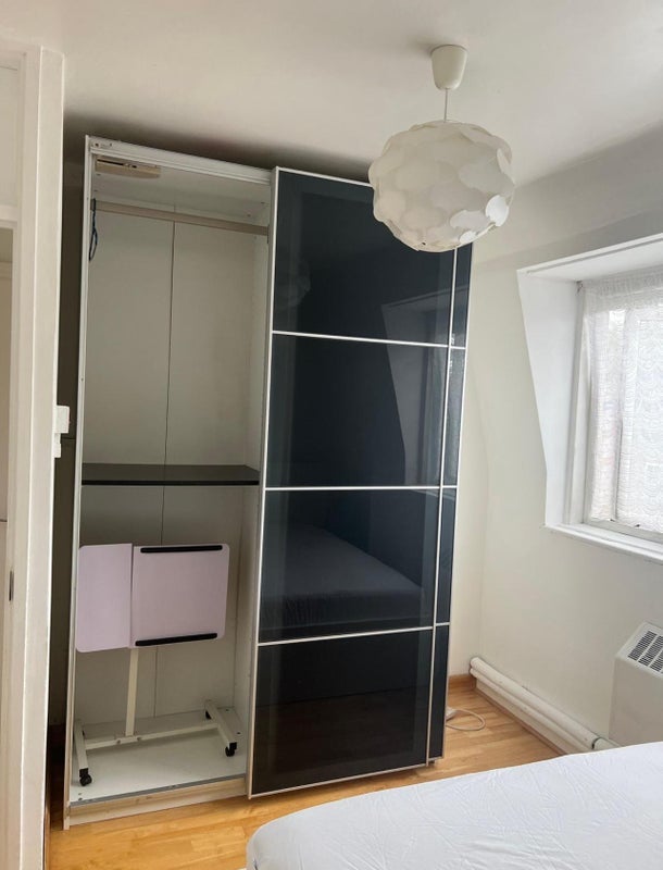 Room Cranleigh Street in Greater London