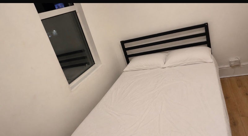 Room Goodall Road in Greater London