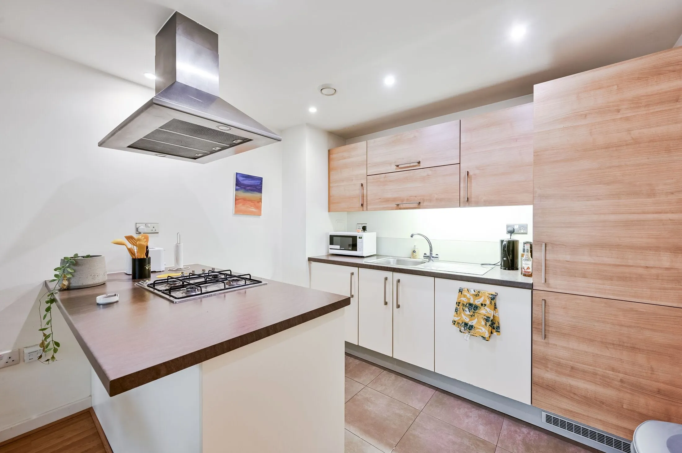 Flat Burdett Road in Greater London