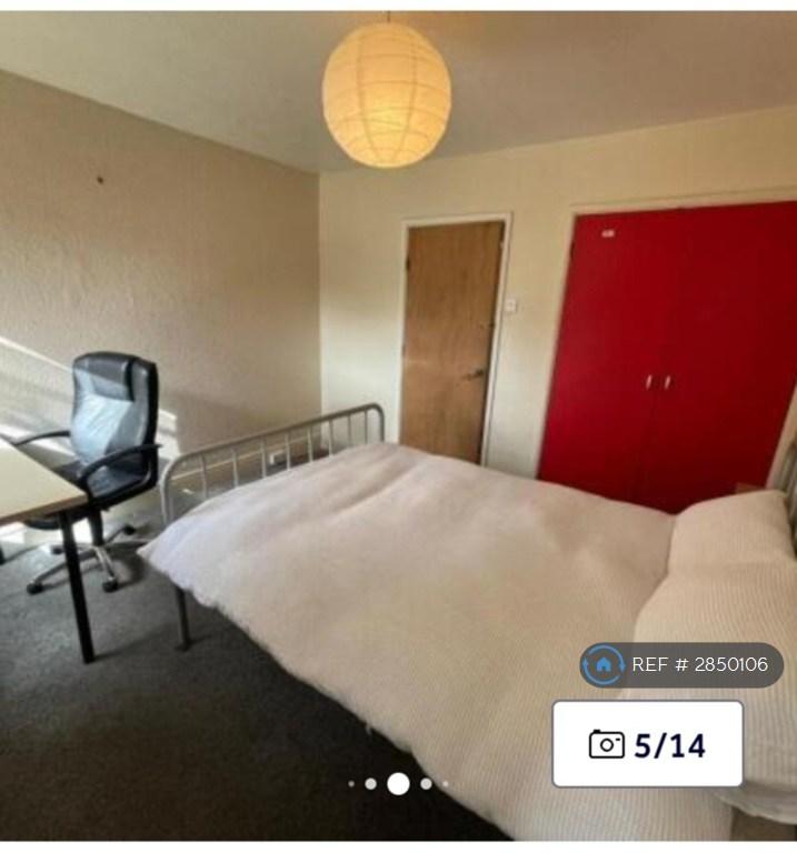 Room Dengayne in Basildon
