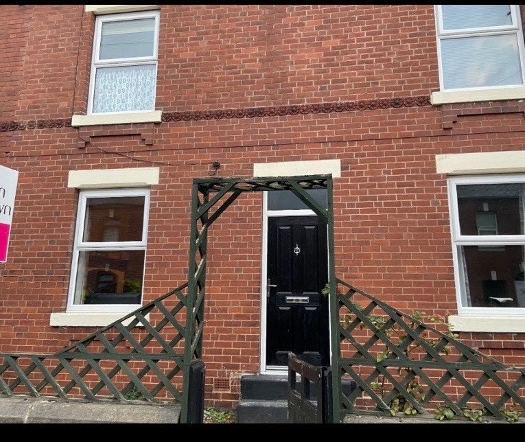 Room Alverthorpe Road in Wakefield