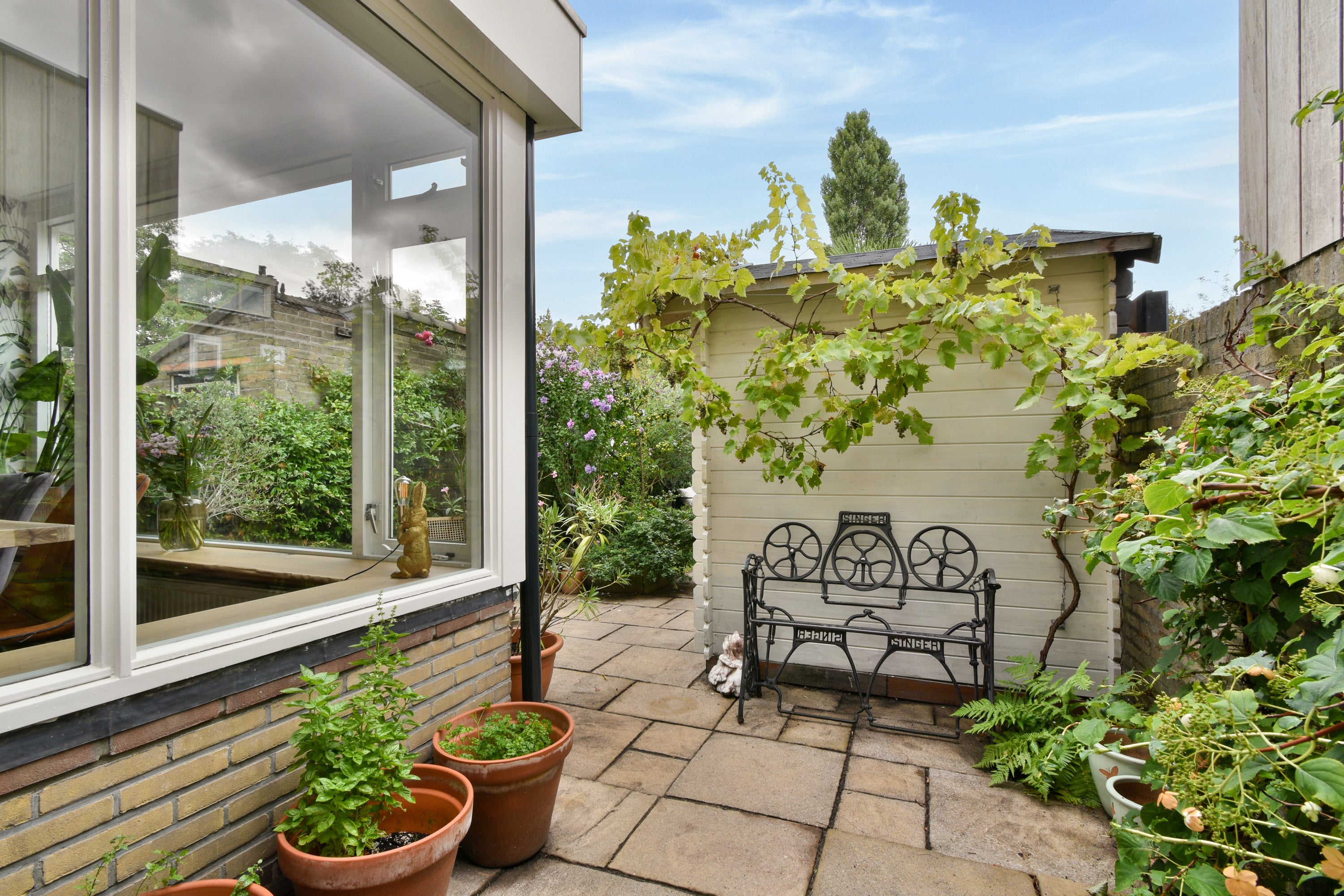 Tussenwoning te koop: Geraniumstraat 43, Vlaardingen