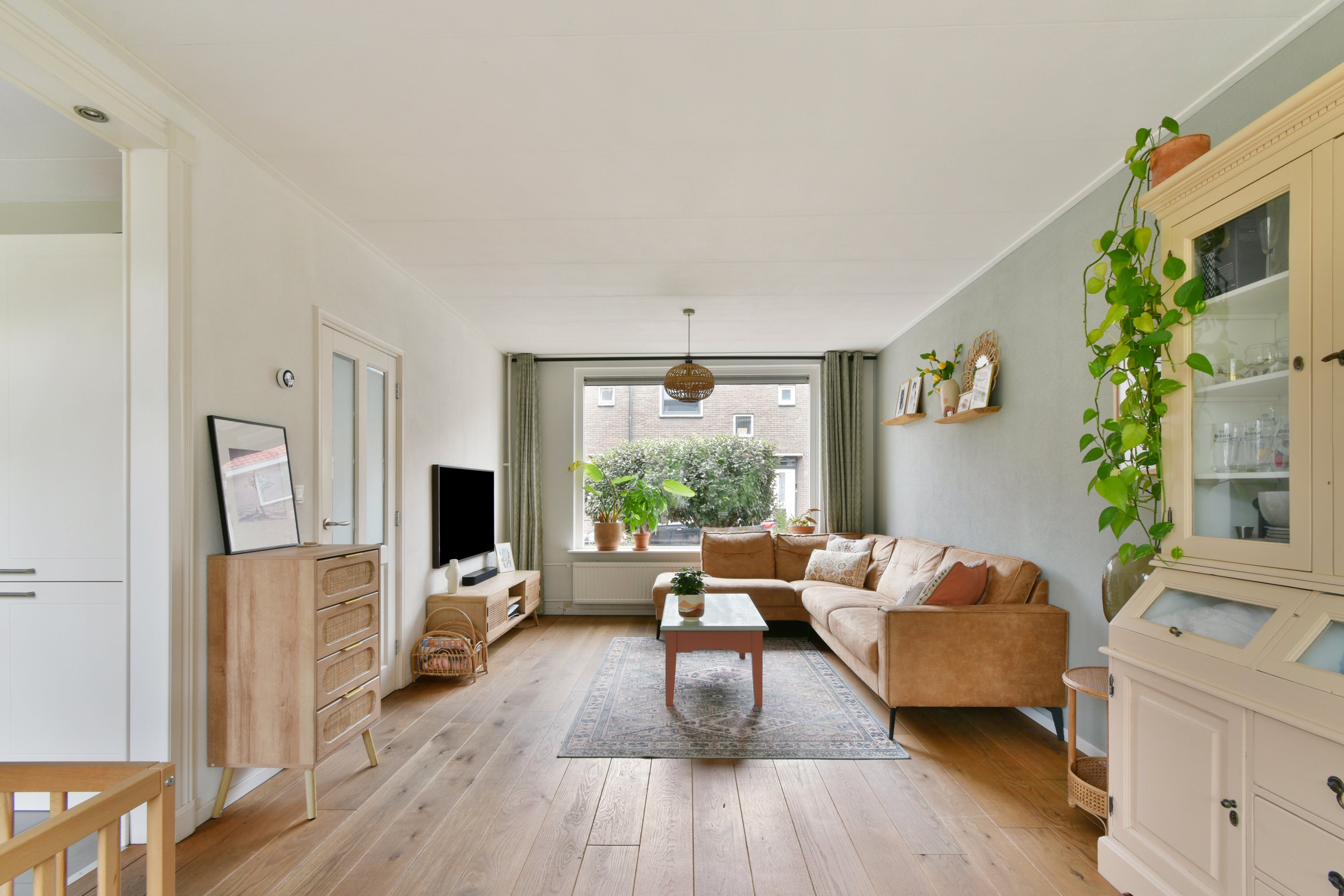Tussenwoning te koop: Geraniumstraat 43, Vlaardingen