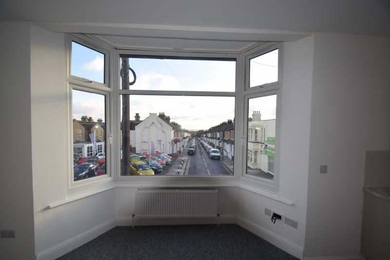 Flat Southchurch Road in Greater London