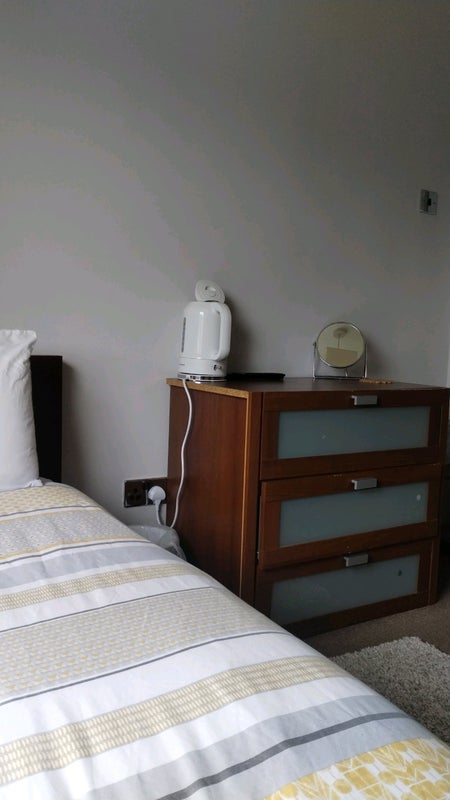 Room Moxhull Road in Metropolitan Borough of Solihull