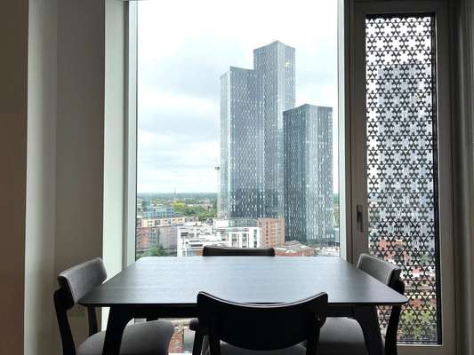 Flat Great Bridgewater Street in Manchester