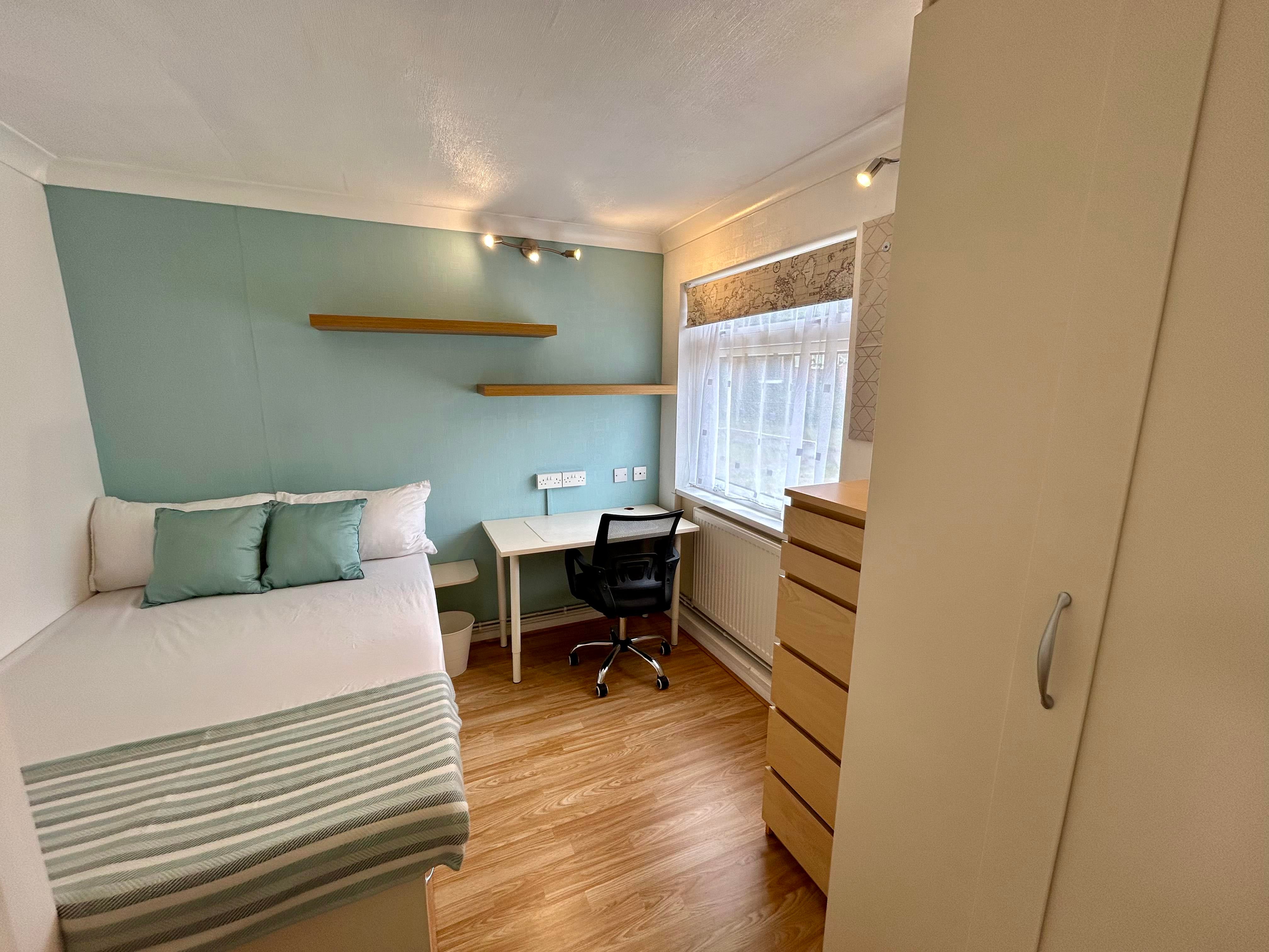 House Leeson Walk in Birmingham