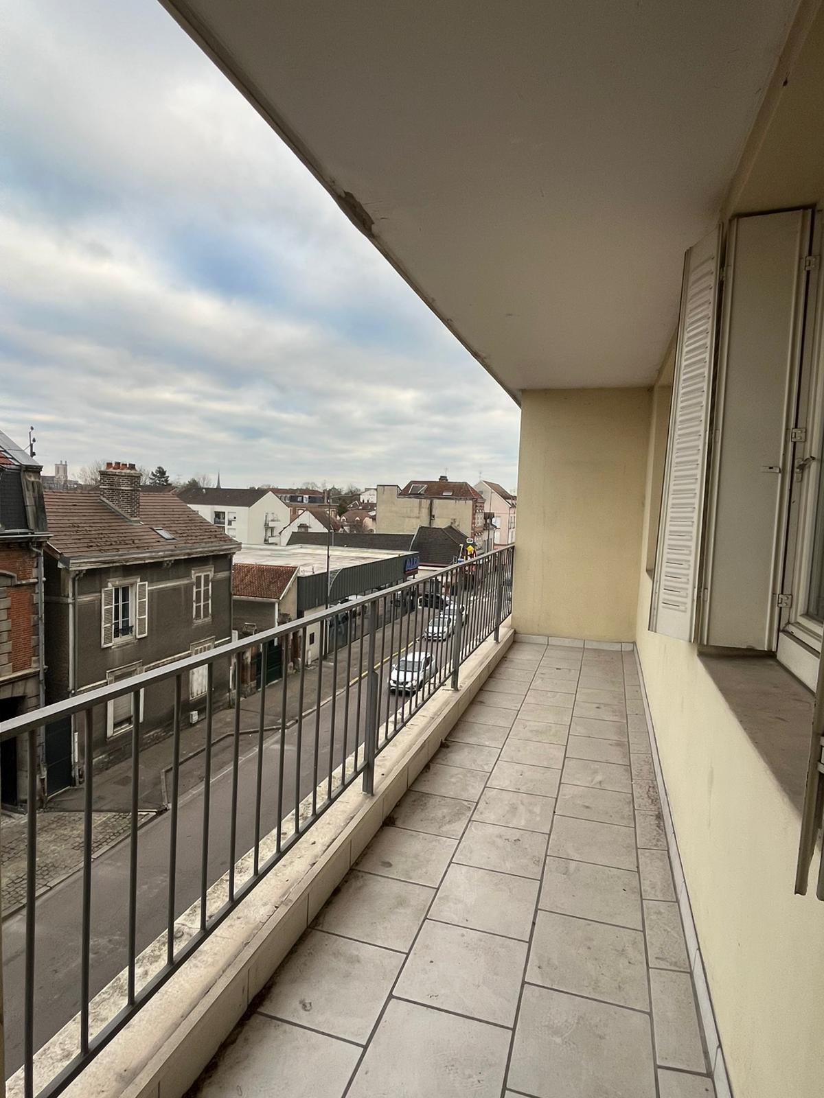 Room Avenue Pasteur in Troyes