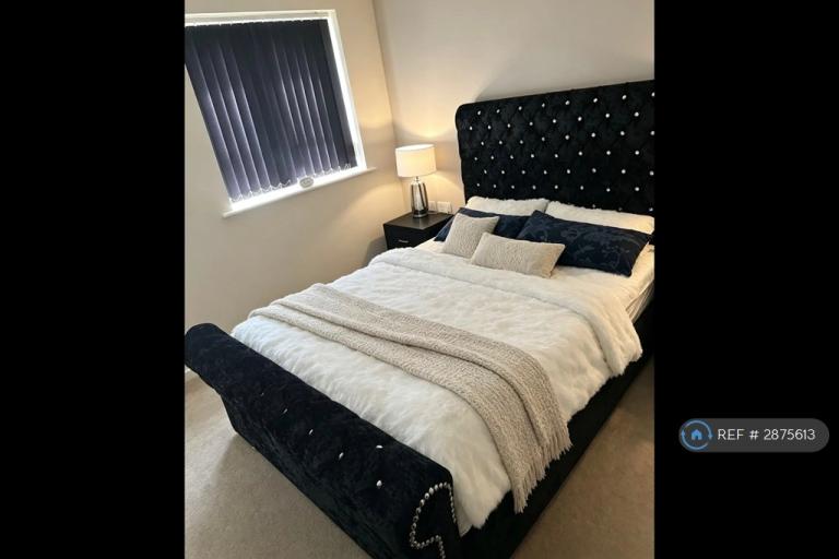 Room Fiona Way in Renhold
