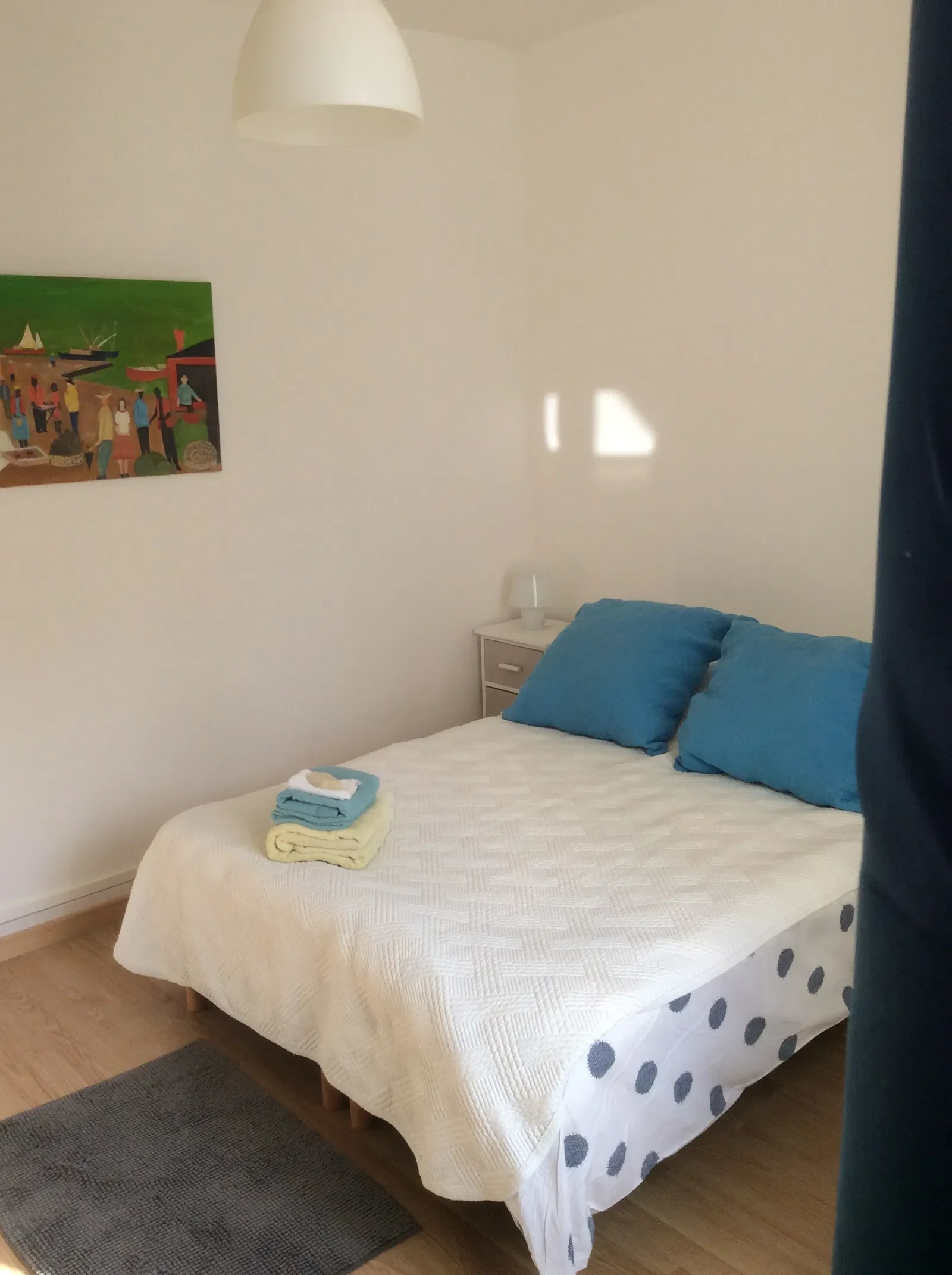 Chambre Route de Maisons à Chatou
