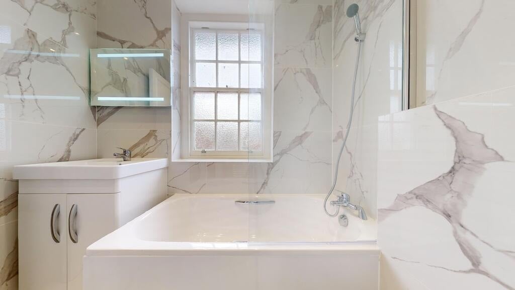 Flat Fisherton Street in City of Westminster
