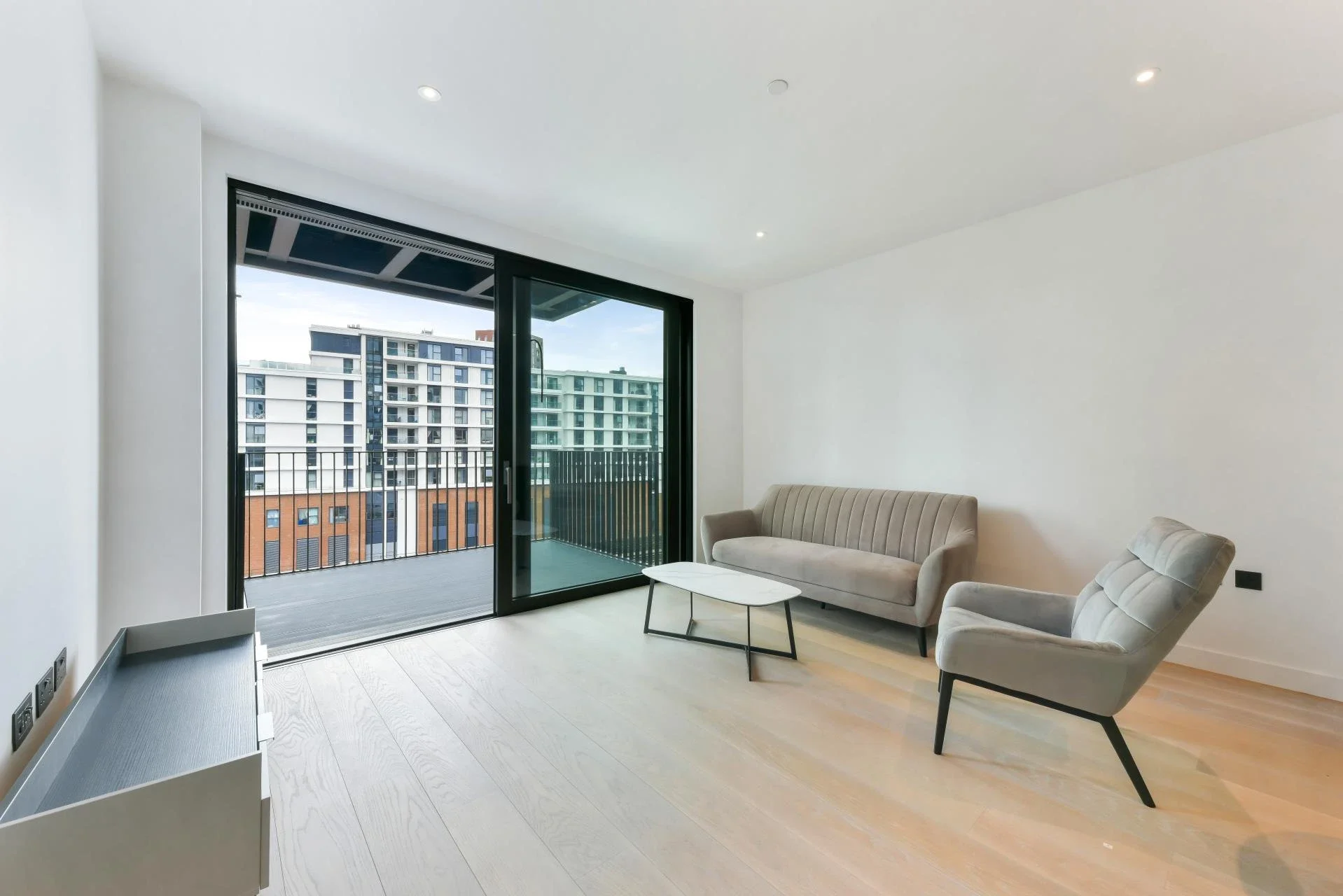 Flat New Union Square in Greater London