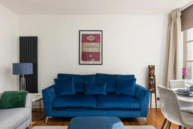 Flat Lafone Street in Greater London