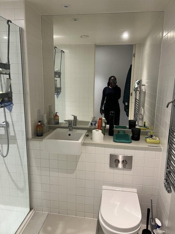 Room Victoria Road in Greater London