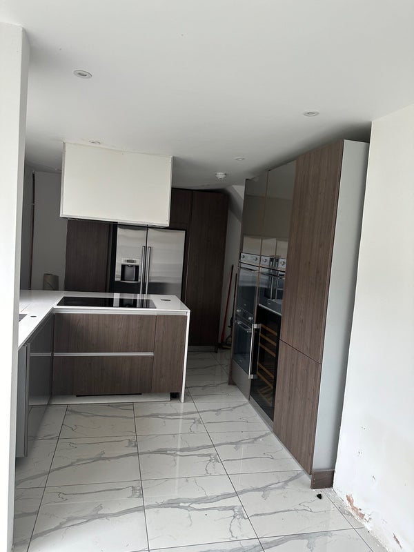 House Caterham Close in Nottingham