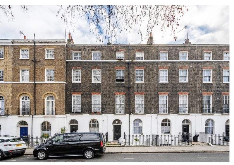 Flat Regent Square in Greater London